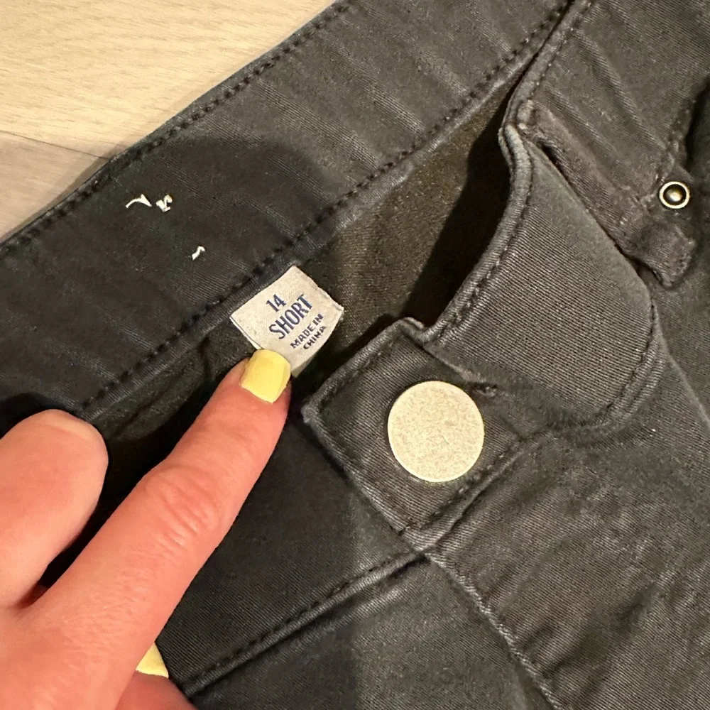 Women’s weathered looking black pants‎ - faded black